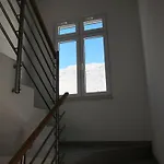 Anda