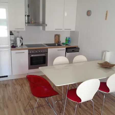 Anda Apartment Promajna