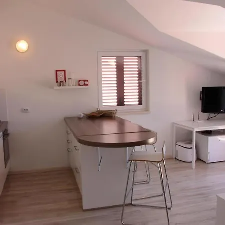 Apartment Anda Promajna