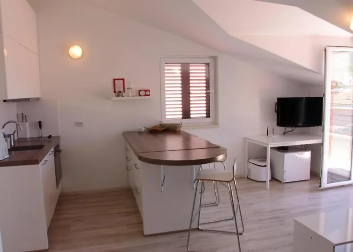 Apartman Anda Promajna